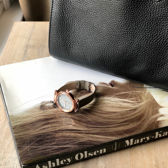 🆕SPARKLES Wristwatch in Granite - Picture 2 of 5